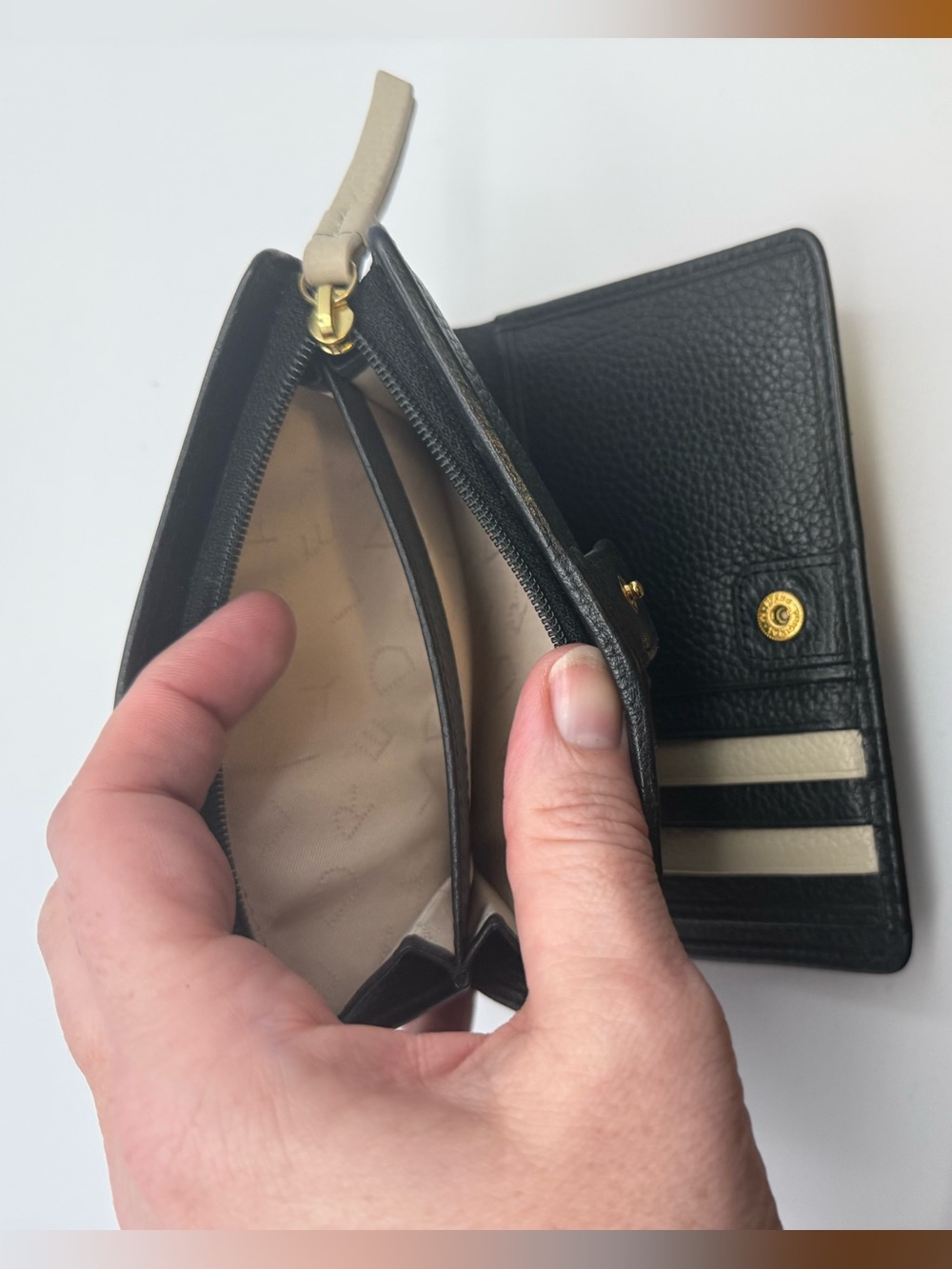 Radley London Medium Scottie Dog Leather Wallet Black & Cream Bifold Zip Coin - Picture 5 of 6
